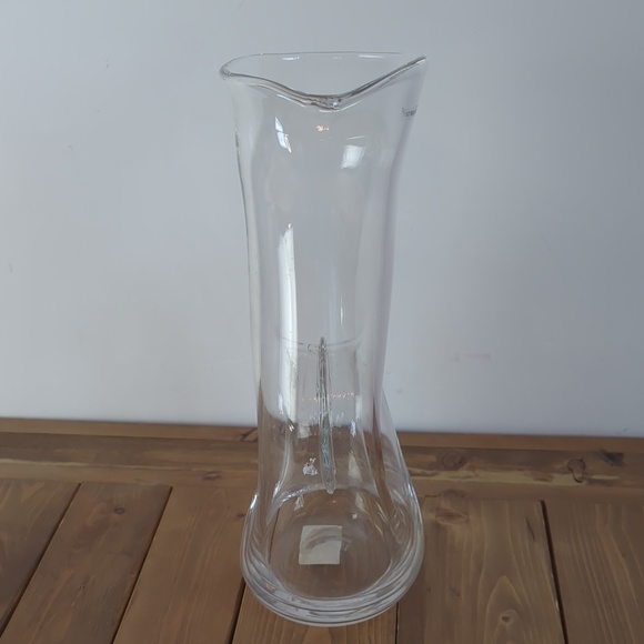 (NEW) Handmade in Poland Clear Glass Donut Hole Wine Pitcher Decanter - Picture 7 of 9